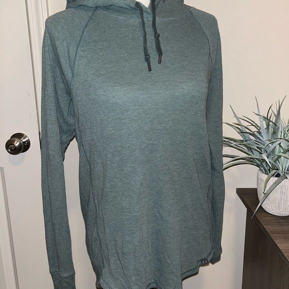 Under armor womans green/blue pull over hoodie - Picture 4 of 7